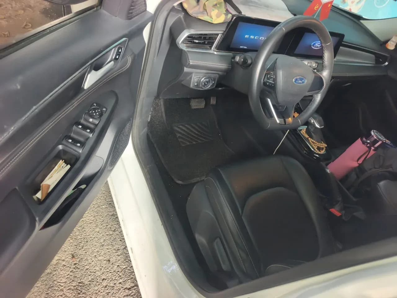 Thumbnail - Ford Escort 1.5L AT Platinum condition photo 17