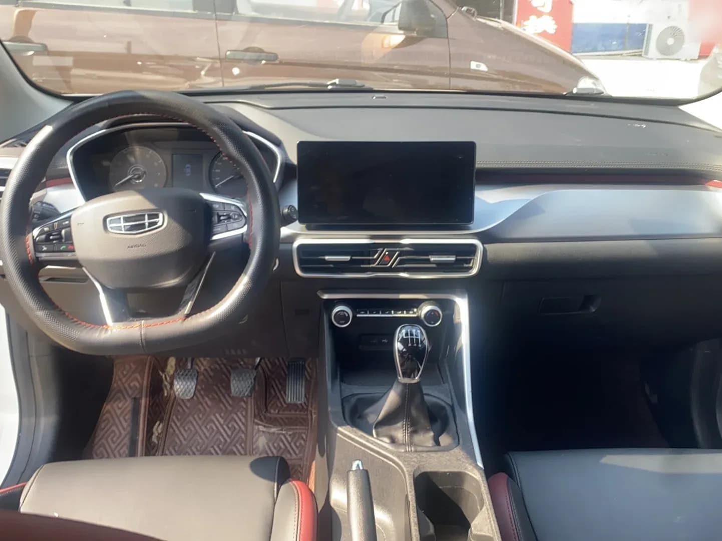 Thumbnail - Geely Binyue 1.4T Manual Golden condition photo 10