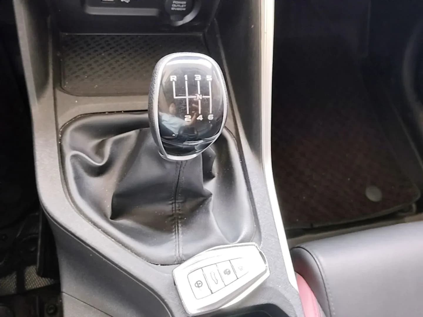 Thumbnail - Geely Binyue 1.4T Manual Golden condition photo 13