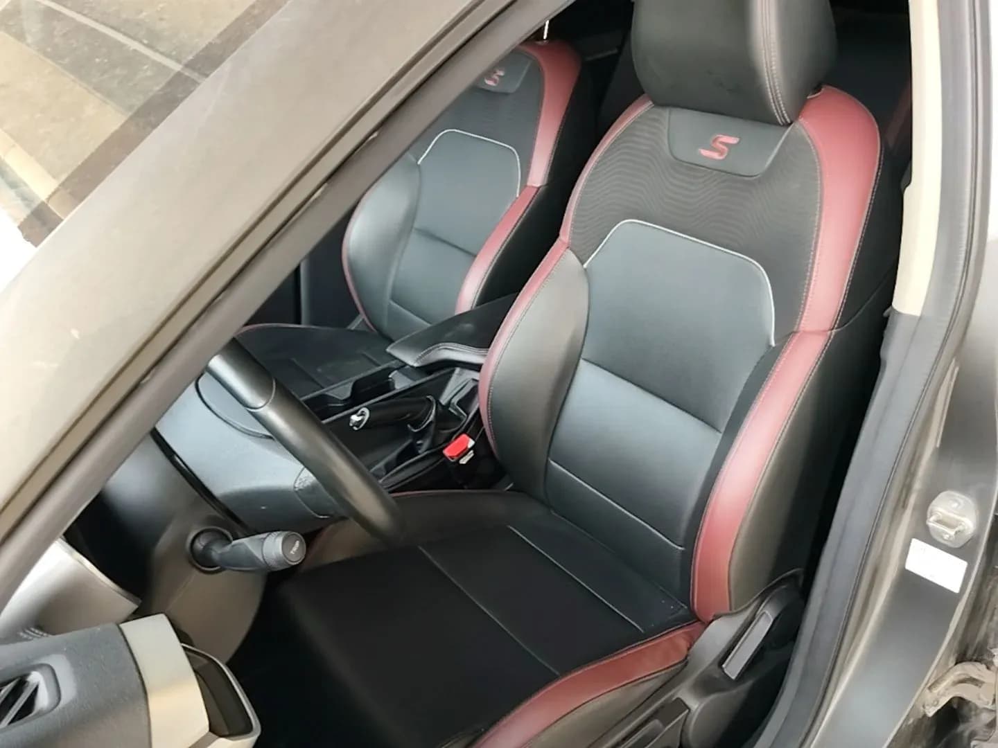 Thumbnail - Geely Binyue 1.4T Manual Golden condition photo 14