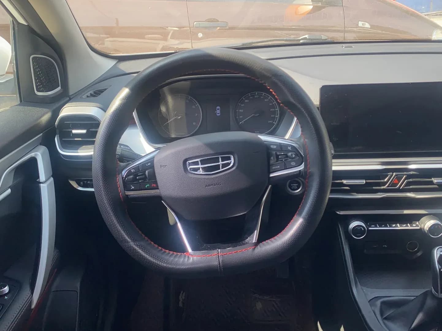 Thumbnail - Geely Binyue 1.4T Manual Golden condition photo 14