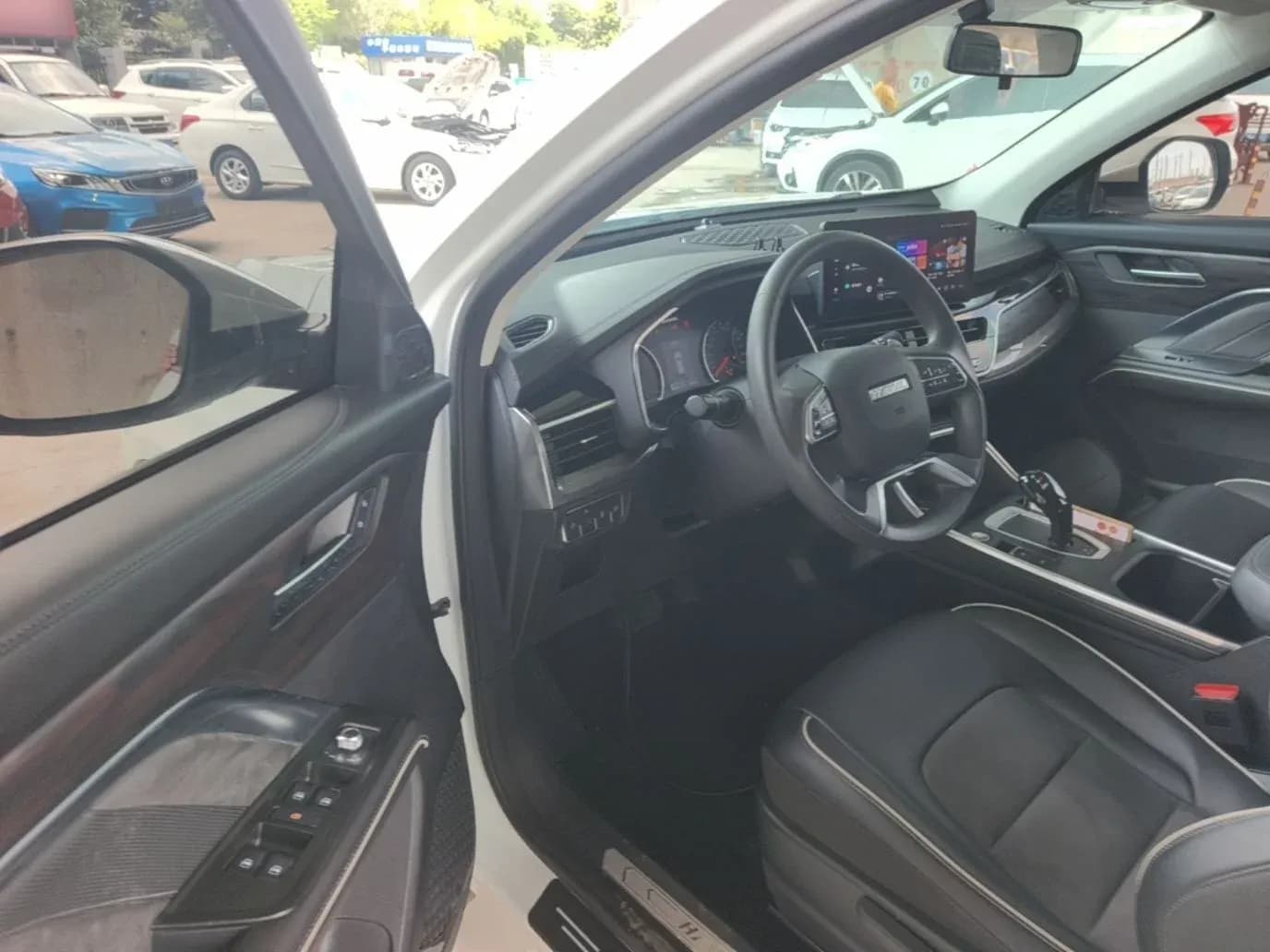 Thumbnail - Haval H6 Guochao 1.5T DCT Urban condition photo 11