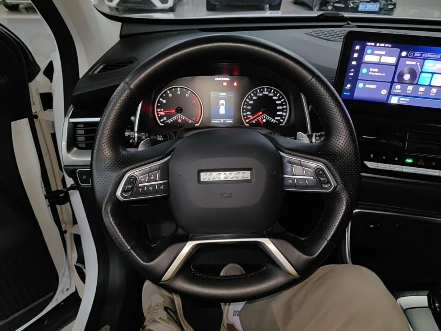 Thumbnail - Haval H6 Guochao 1.5T DCT Urban condition photo 14