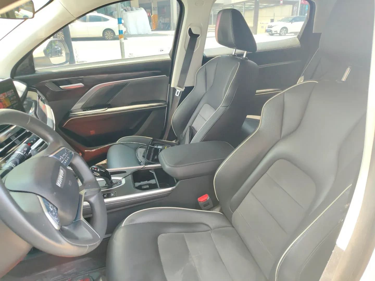 Thumbnail - Haval H6 Guochao 1.5T DCT Urban condition photo 16