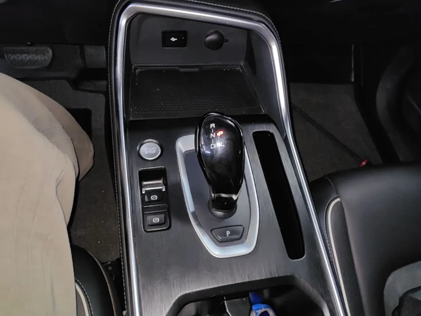 Thumbnail - Haval H6 Guochao 1.5T DCT Urban condition photo 17