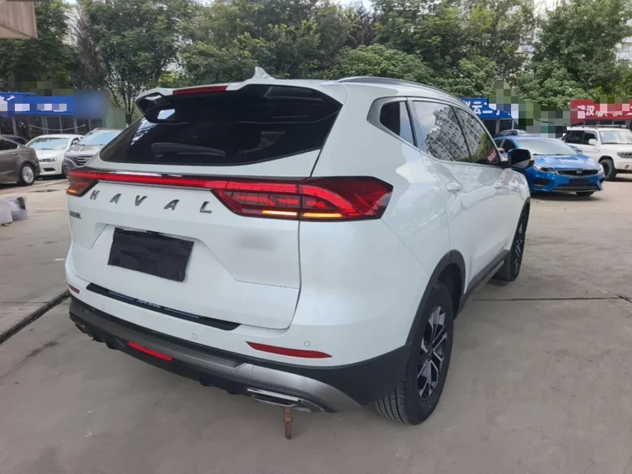 Thumbnail - Haval H6 Guochao 1.5T DCT Urban condition photo 4