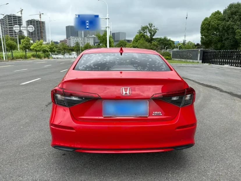 Thumbnail - Honda Civic 180Turbo CVT Dynamic condition photo 2
