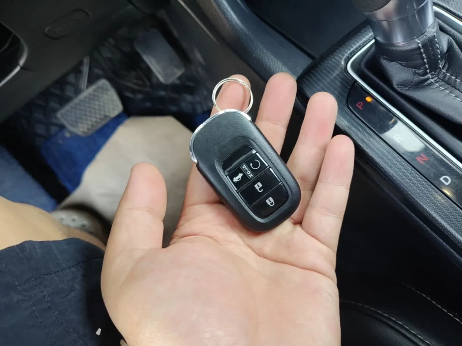 Thumbnail - Honda Civic 180Turbo CVT Dynamic condition photo 8