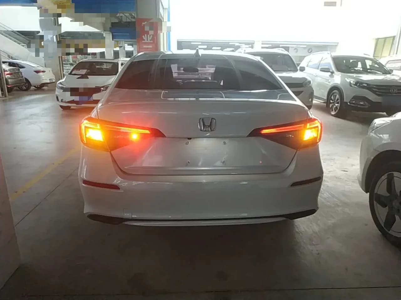 Thumbnail - Honda Civic 180Turbo CVT Sport condition photo 5