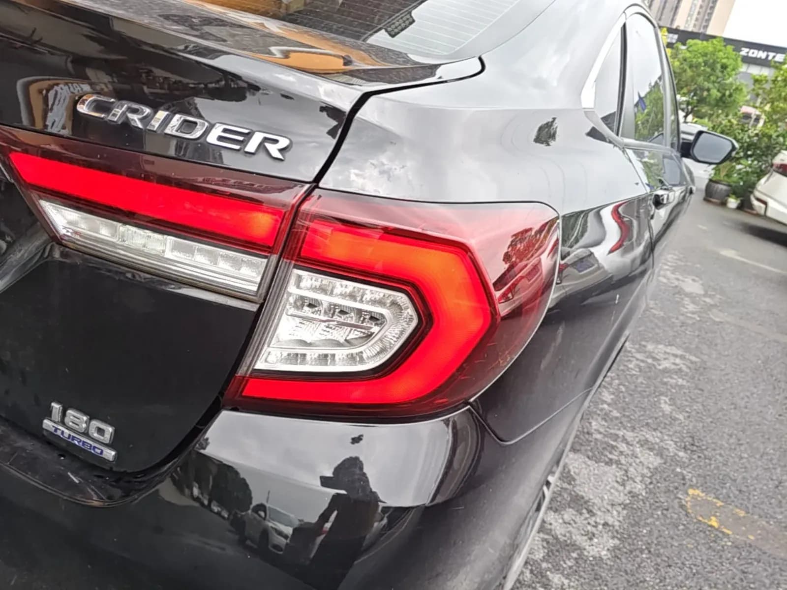 Thumbnail - Honda Crider 180Turbo CVT Luxury condition photo 2