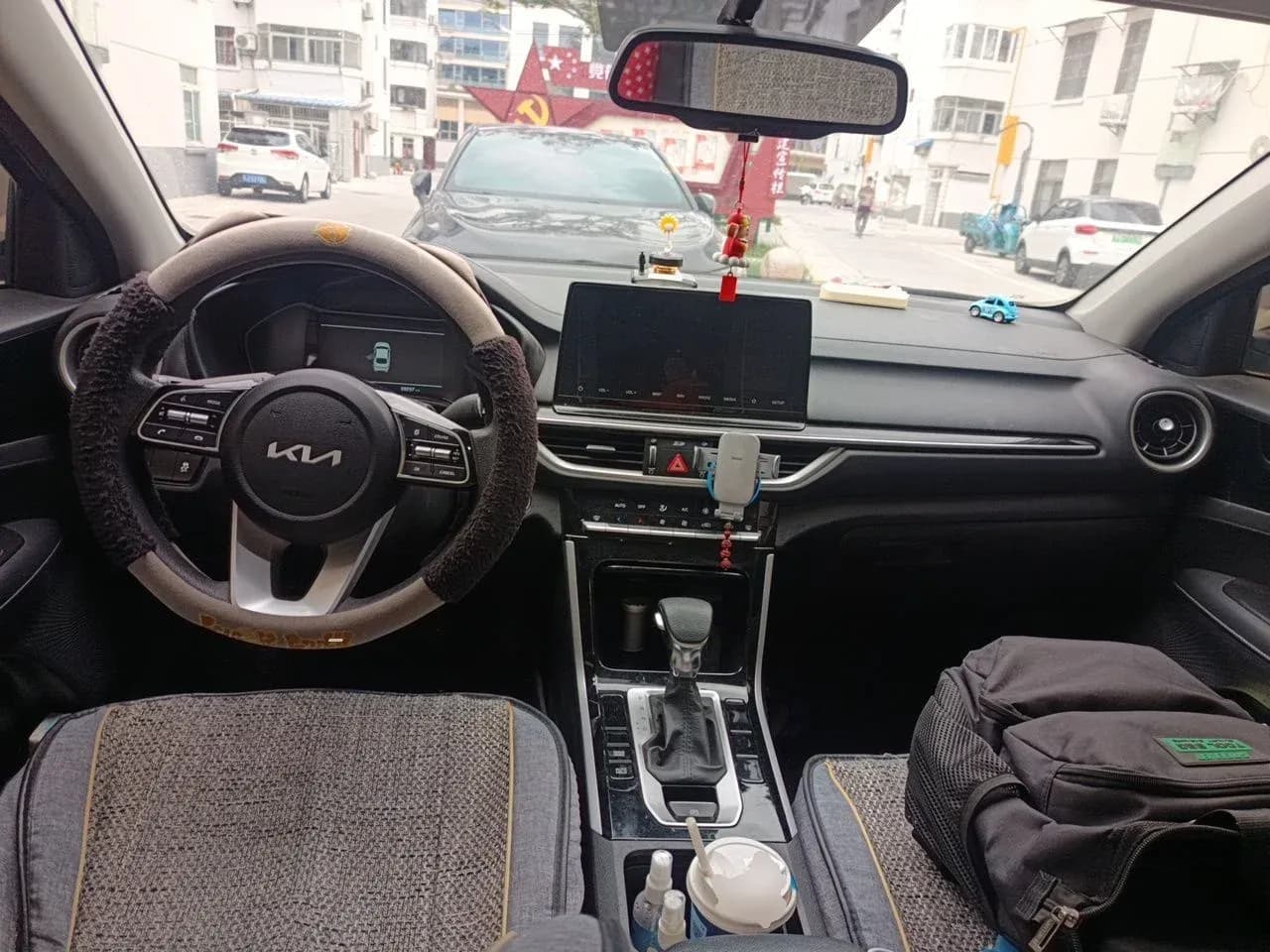 Thumbnail - Kia K3 1.5L CVT Fashion condition photo 10