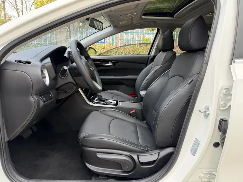 Thumbnail - Kia K3 1.5L CVT Fashion condition photo 18