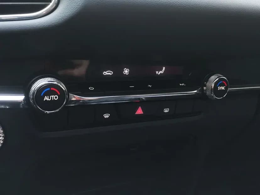 Thumbnail - Mazda CX-30 2.0L AT Premium condition photo 15