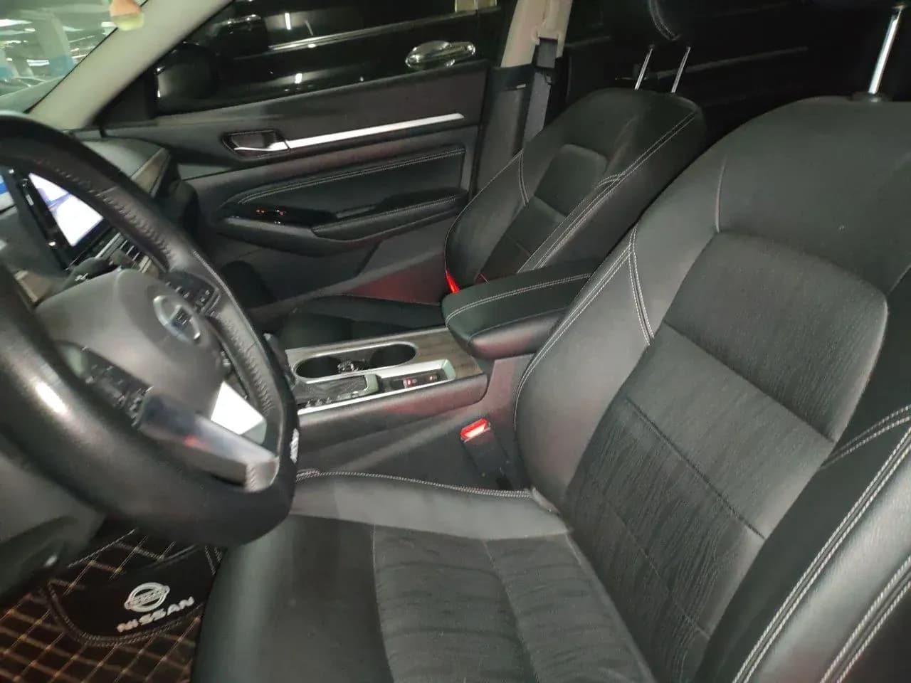 Thumbnail - Nissan Teana 2.0L XL Comfort condition photo 16