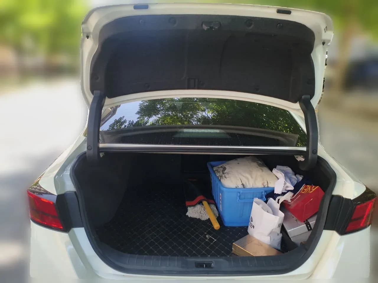 Thumbnail - Nissan Teana 2.0L XL Comfort condition photo 20