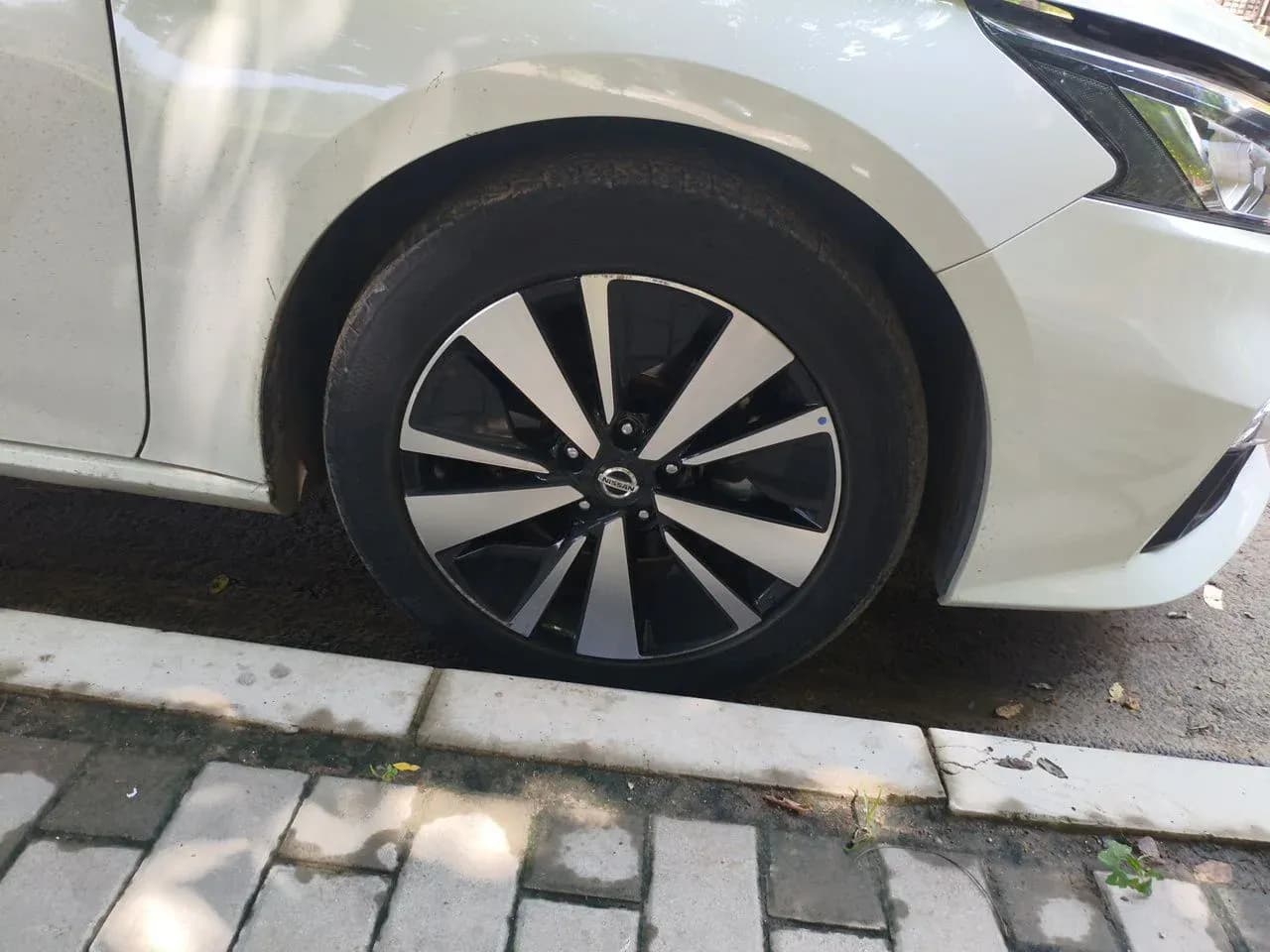 Thumbnail - Nissan Teana 2.0L XL Comfort condition photo 8