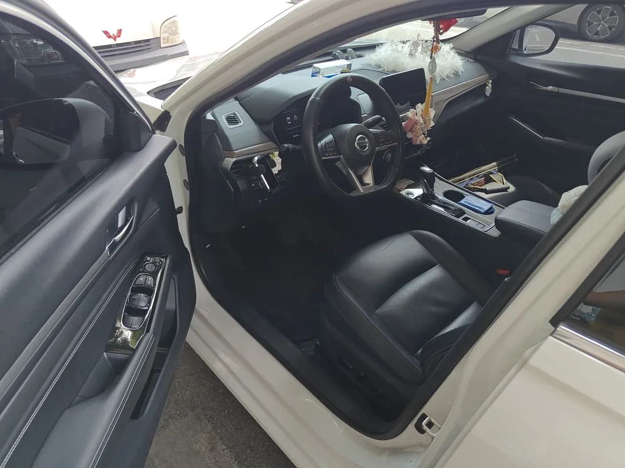 Thumbnail - Nissan Teana 2.0L XL Comfort condition photo 8