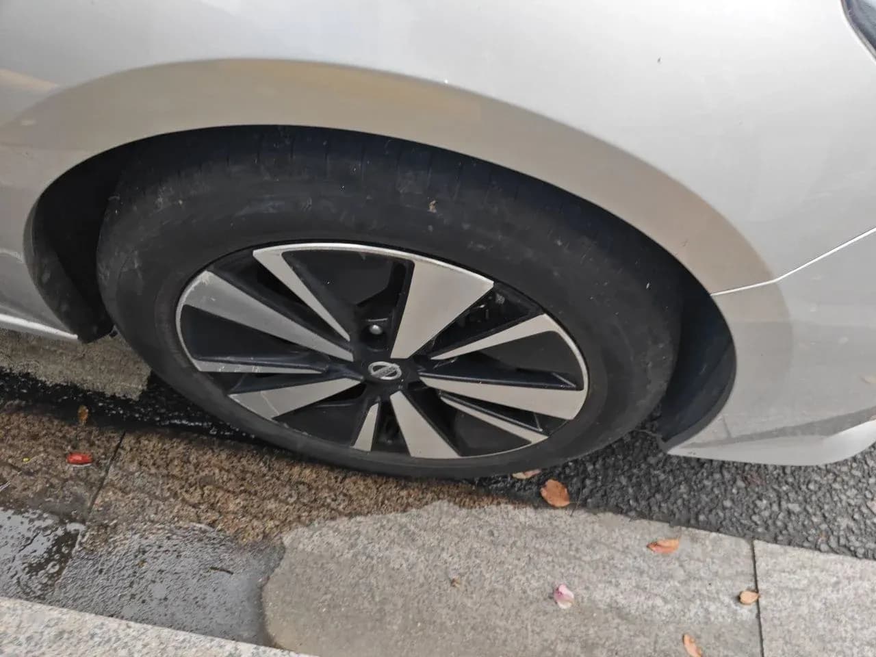 Thumbnail - Nissan Teana 2.0L XL Comfort condition photo 8