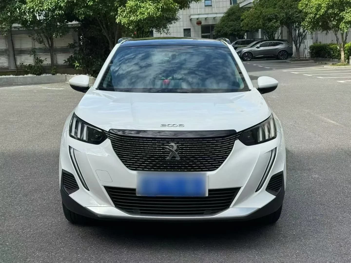 Thumbnail - Peugeot 2008 230THP The One condition photo 3