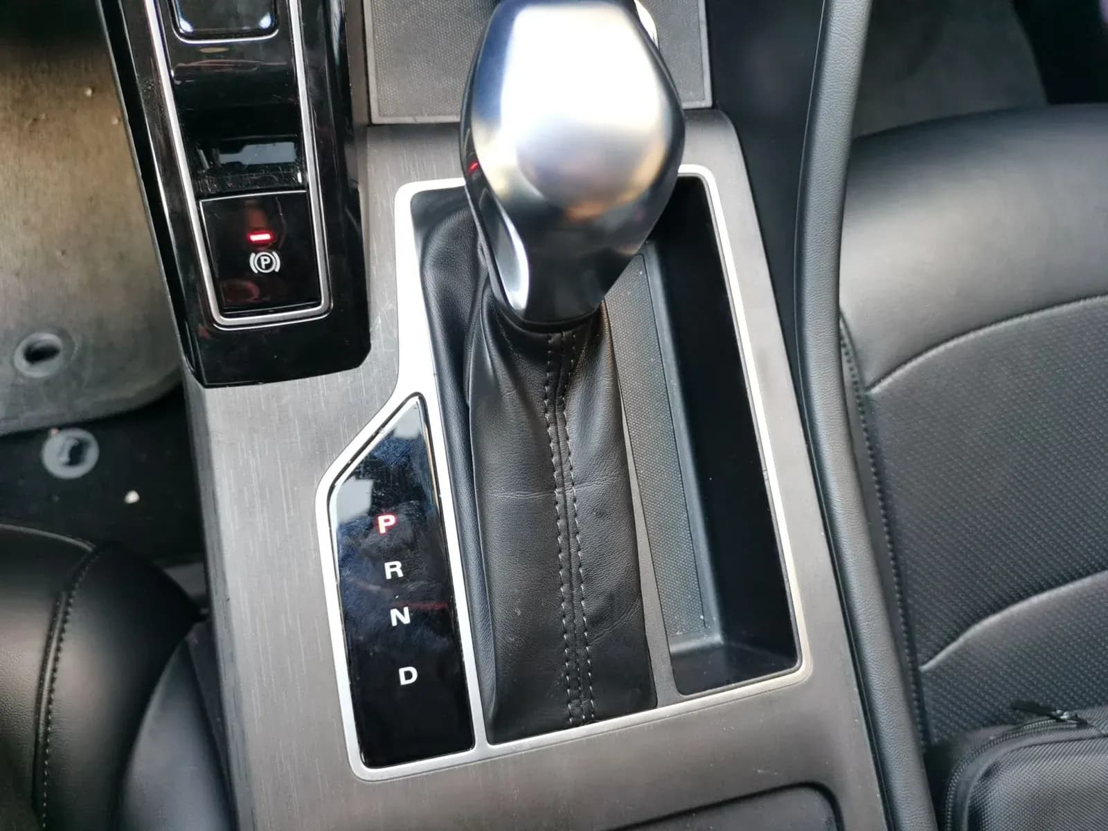 Thumbnail - Roewe i5 1.5L CVT Premium condition photo 15
