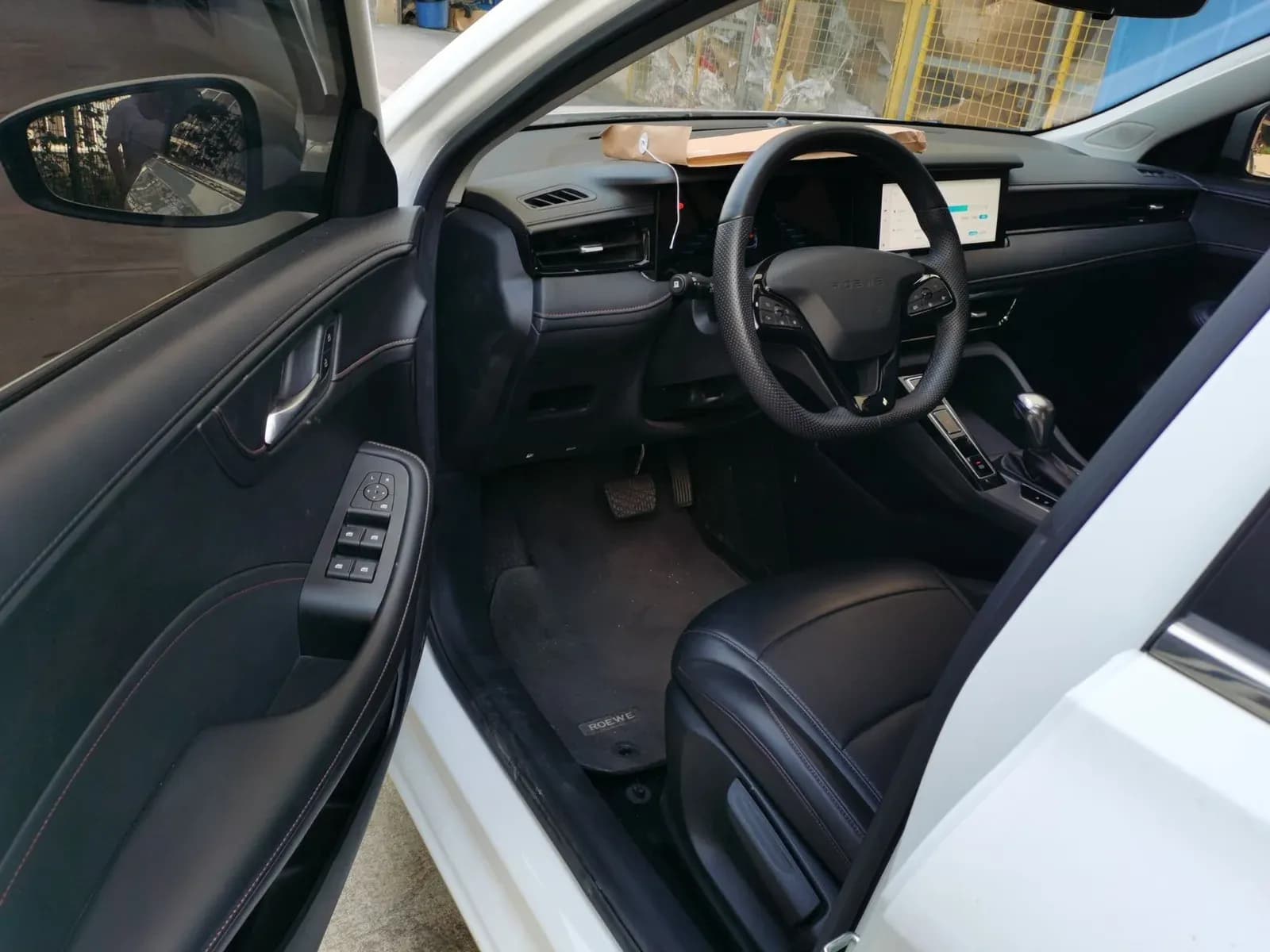 Thumbnail - Roewe i5 1.5L CVT Premium condition photo 17