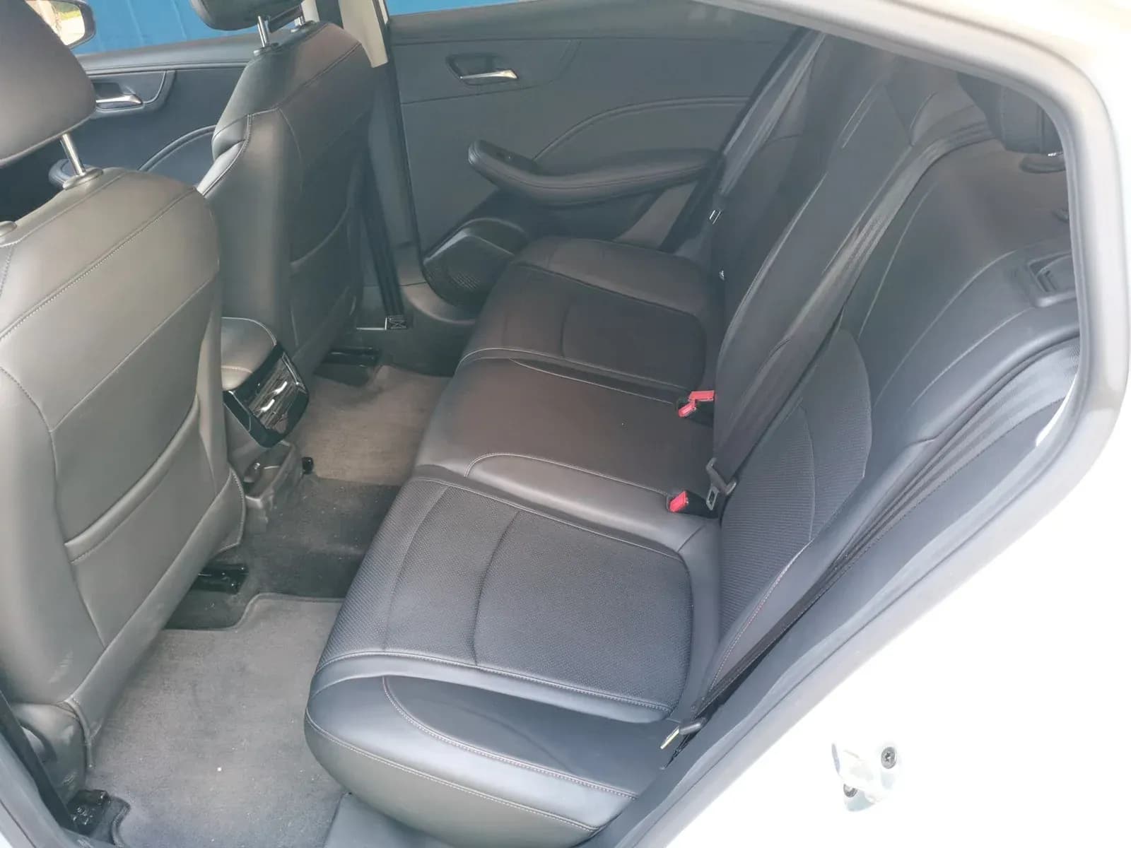 Thumbnail - Roewe i5 1.5L CVT Premium condition photo 18