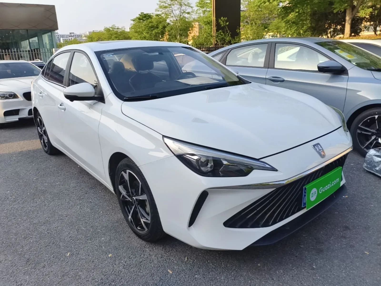 Thumbnail - Roewe i5 1.5L CVT Premium condition photo 5