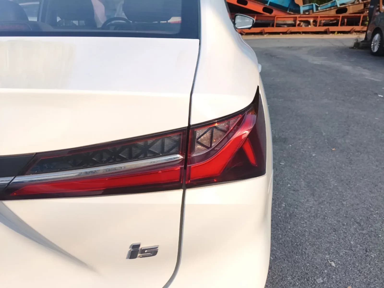 Thumbnail - Roewe i5 1.5L CVT Premium condition photo 7