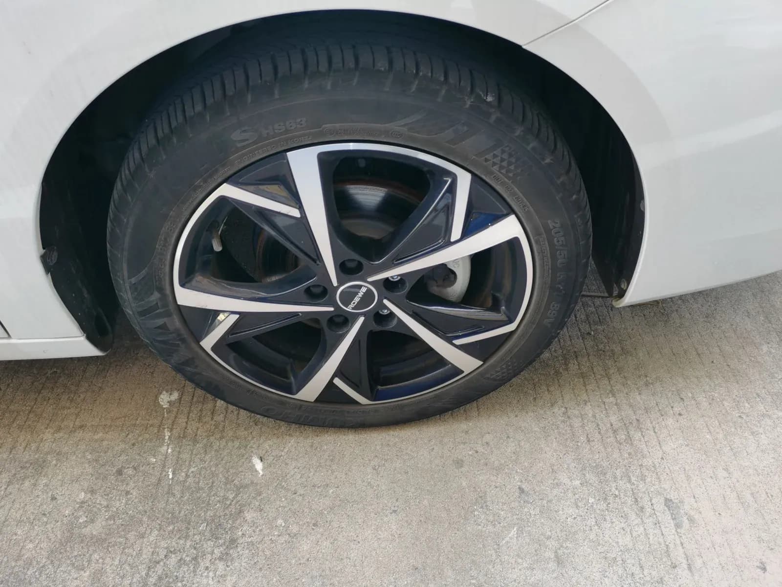 Thumbnail - Roewe i5 1.5L CVT Premium condition photo 8