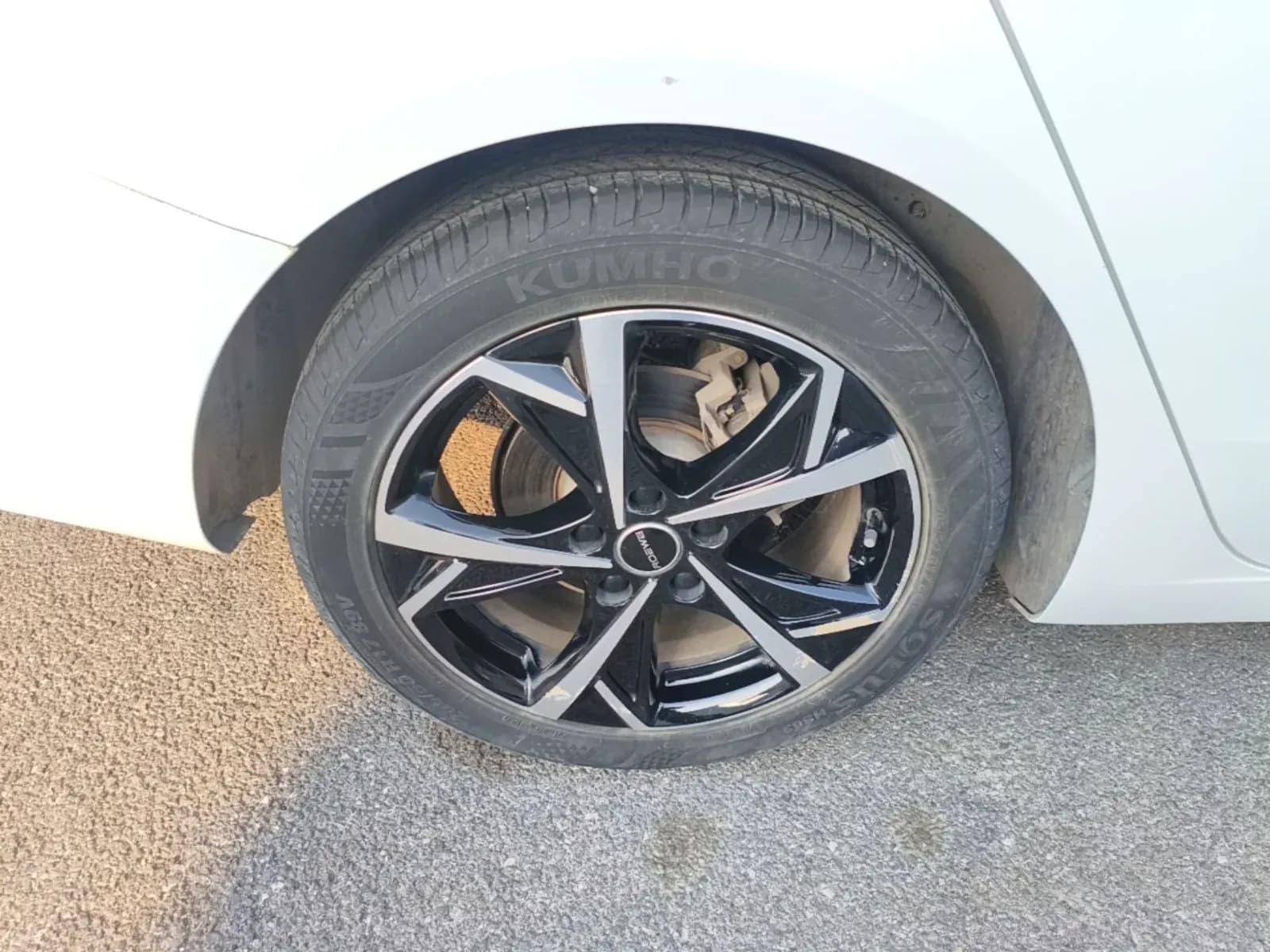 Thumbnail - Roewe i5 1.5L CVT Premium condition photo 9