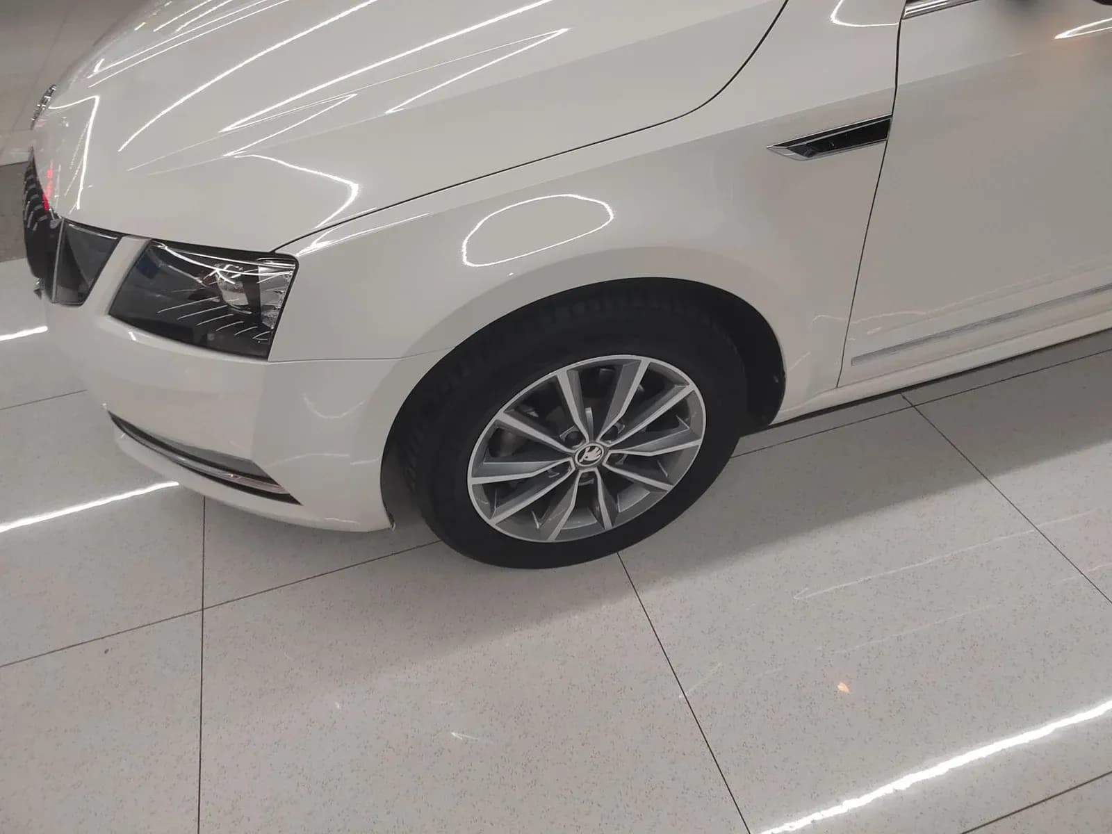 Thumbnail - Skoda Octavia TSI230 DSG Luxury condition photo 8
