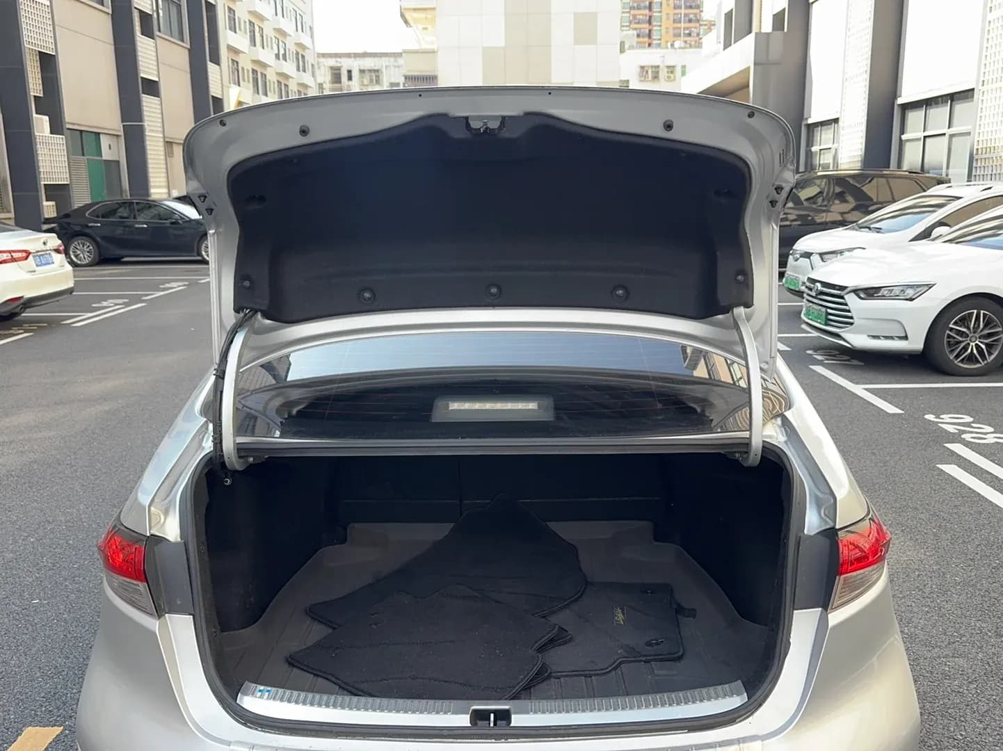 Thumbnail - Toyota Levin 185T CVT Sport condition photo 20