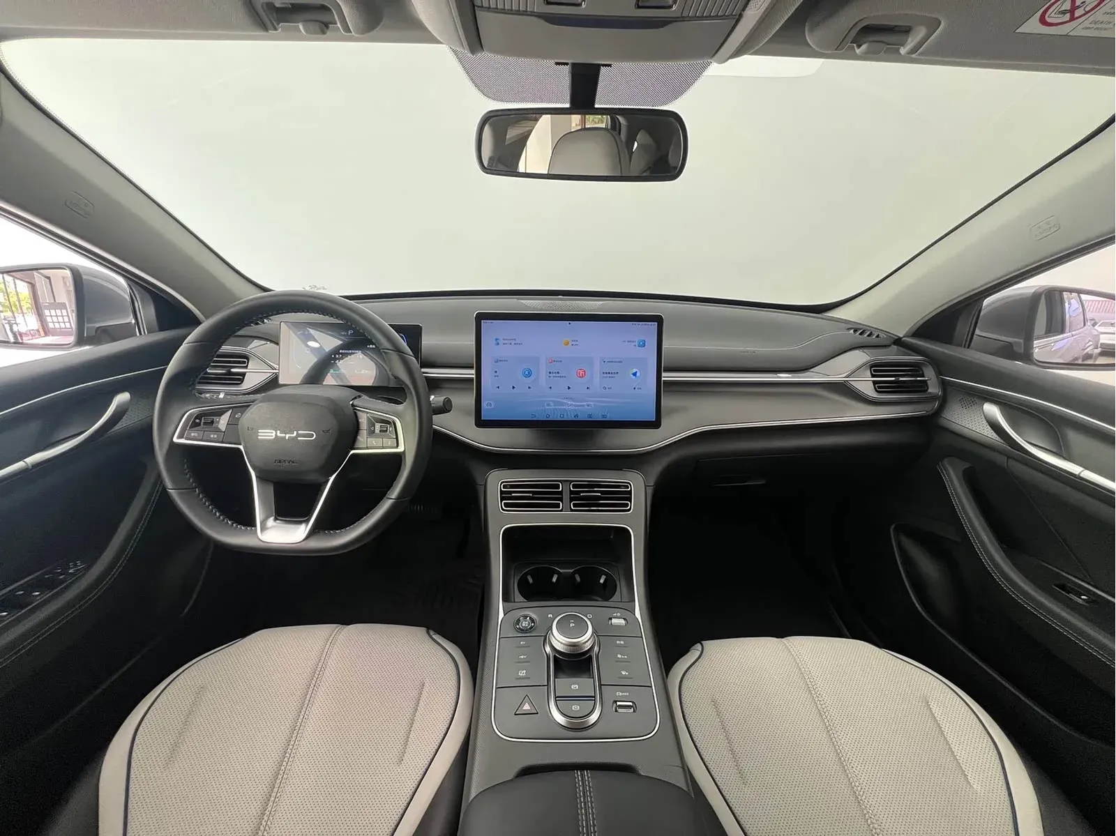 Thumbnail - BYD Destroyer 05 2024 Glory Edition DM-i 55KM Luxury Shenzhen 2024-04 17k km used car photo 20