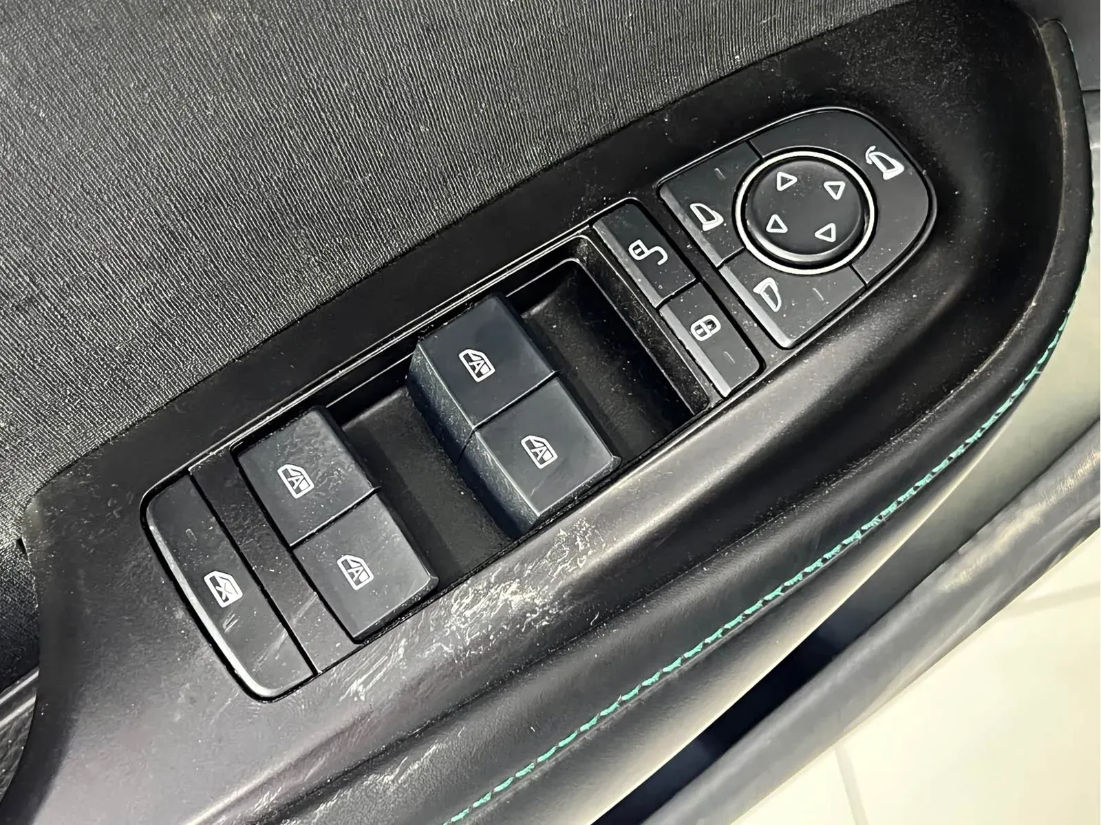 Thumbnail - BYD Dolphin 2024 Glory Edition 401KM Shenzhen 2024-03 34k km used car photo 15