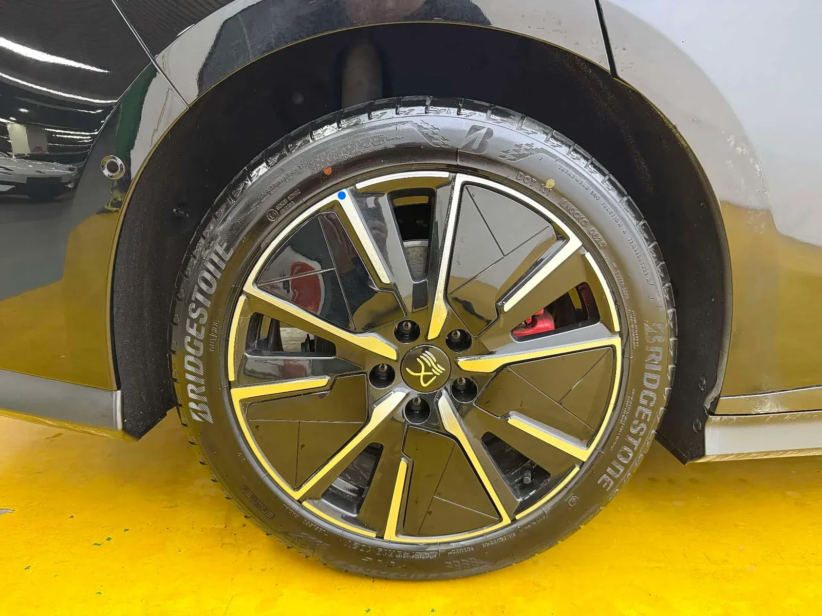 Thumbnail - BYD Han L 2025 DM-i 200KM LiDAR Premium Hefei 2025-11 7k km used car photo 10