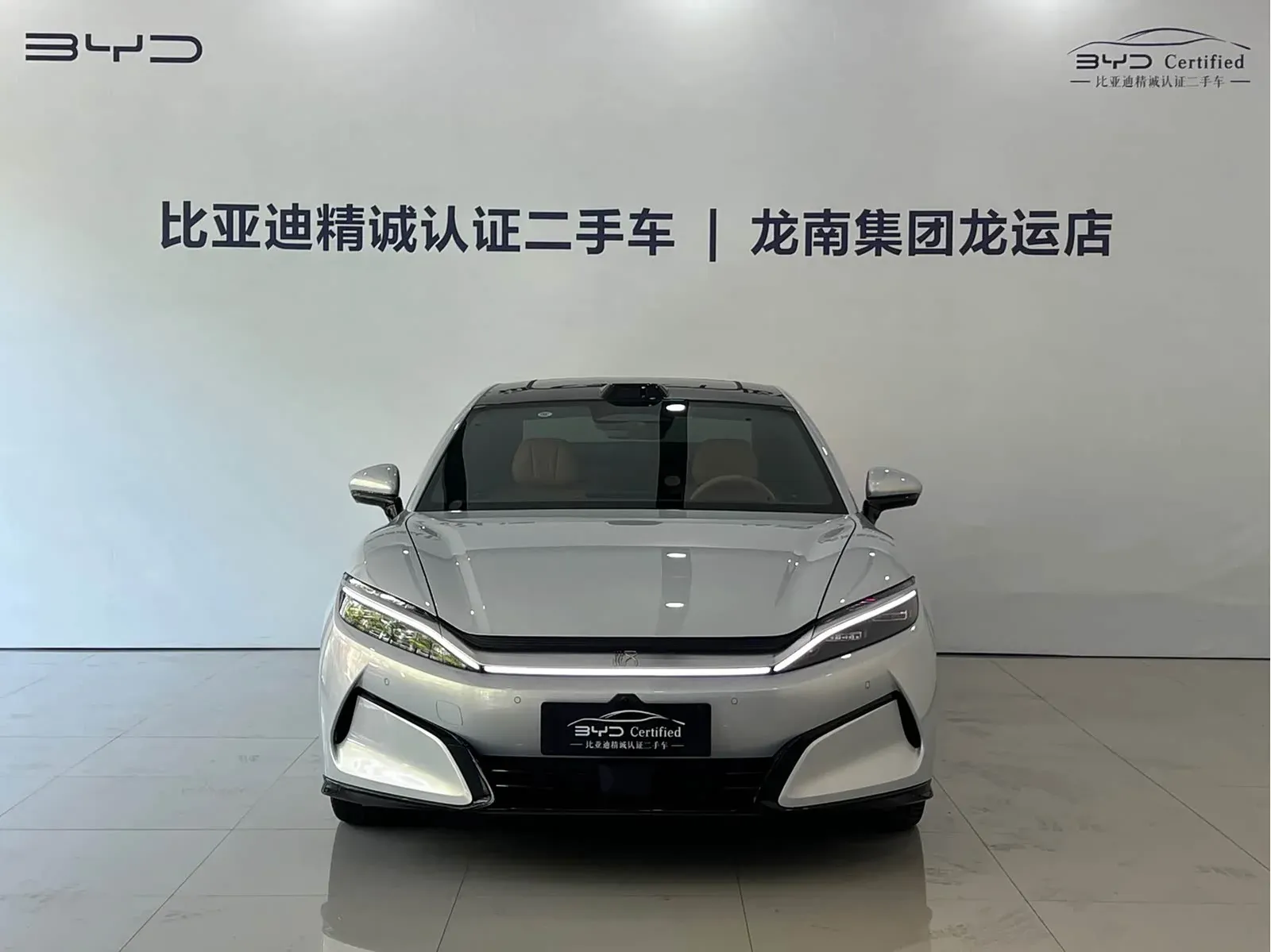Thumbnail - BYD Han L 2025 EV AWD LiDAR Flagship Shenzhen 2025-04 10k km used car photo 3