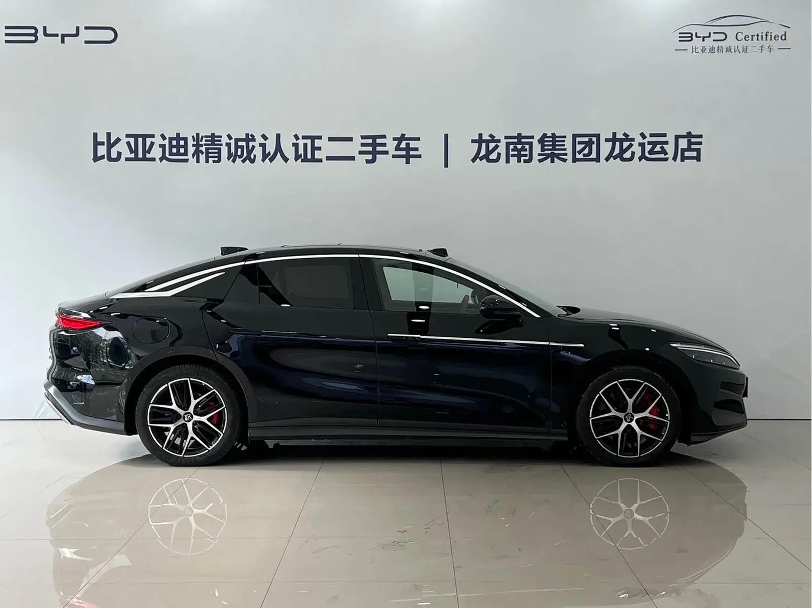 Thumbnail - BYD Han L 2025 EV AWD LiDAR Flagship Shenzhen 2025-05 4k km used car photo 10