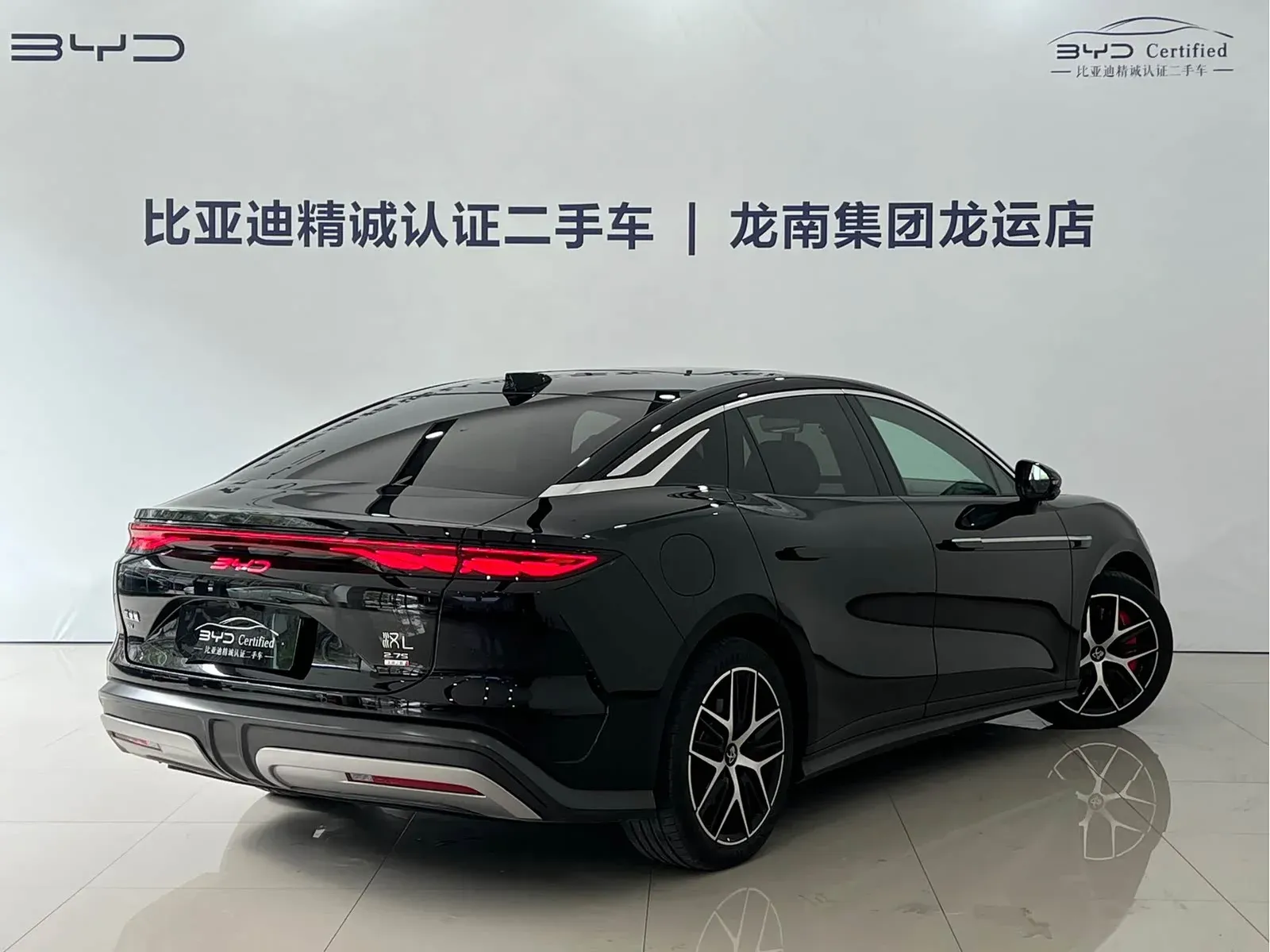 Thumbnail - BYD Han L 2025 EV AWD LiDAR Flagship Shenzhen 2025-05 4k km used car photo 14
