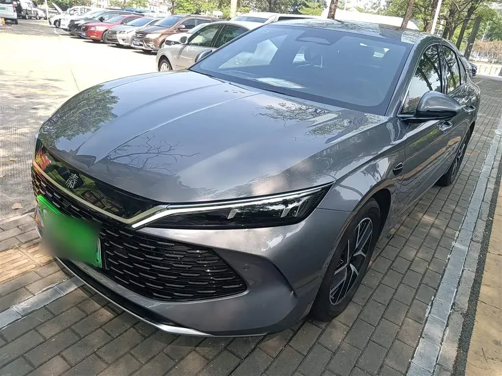 Thumbnail - BYD Qin L 2025 DM-i Intelligent Drive 120KM Shenzhen 2025-01 3k km used car photo 24