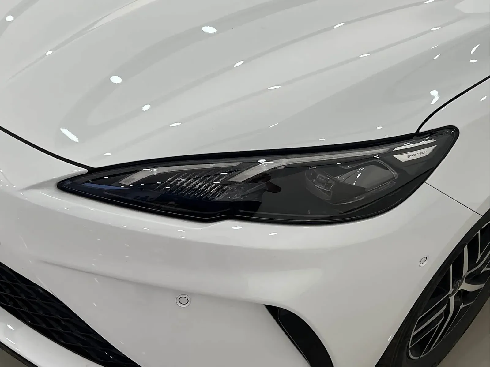 Thumbnail - BYD Seal 05 DM-i 2025 DM-i Intelligent Drive 120KM Flagship Shenzhen 2025-03 5k km used car photo 4