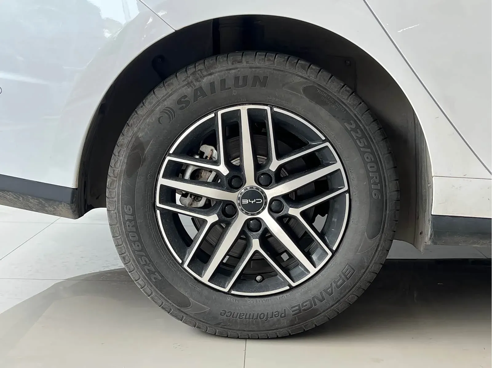 Thumbnail - BYD Seal 05 DM-i 2025 DM-i Intelligent Drive 120KM Flagship Shenzhen 2025-03 5k km used car photo 10