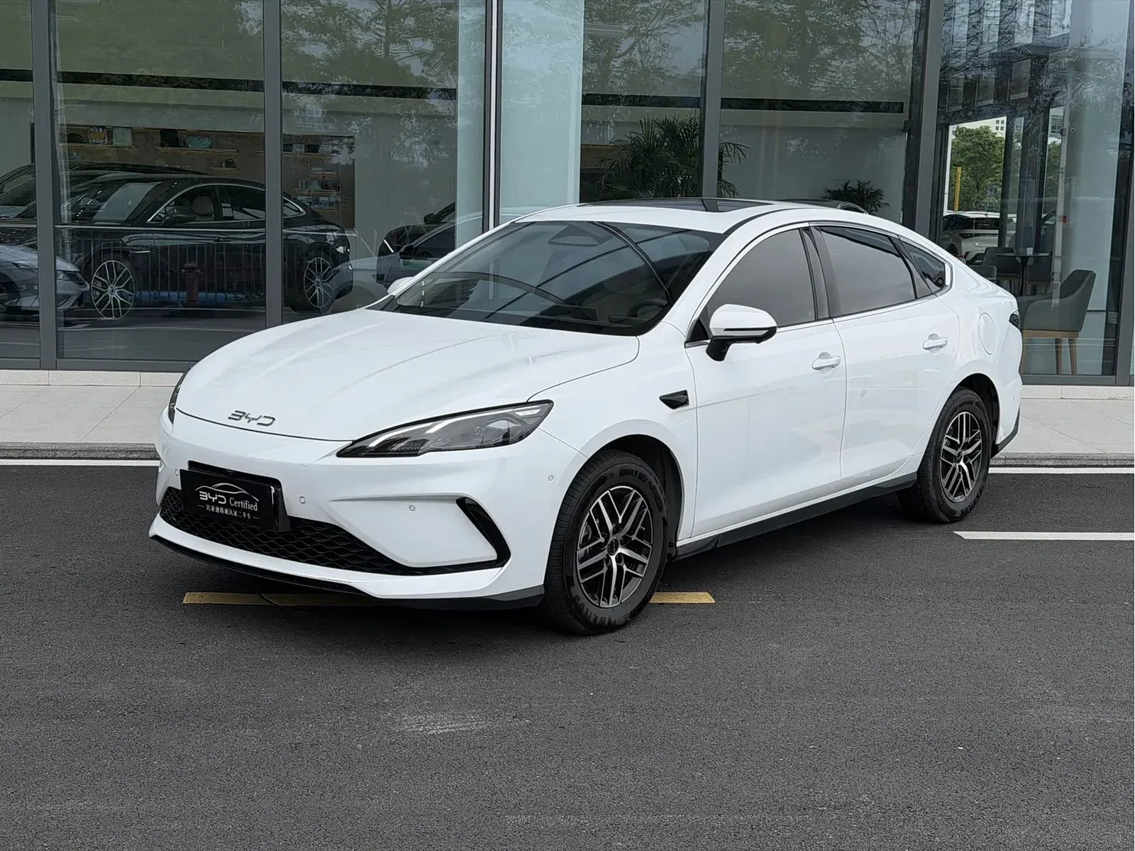 Thumbnail - BYD Seal 05 DM-i 2025 DM-i Intelligent Drive 120KM Flagship Shenzhen 2025-03 5k km used car photo 25