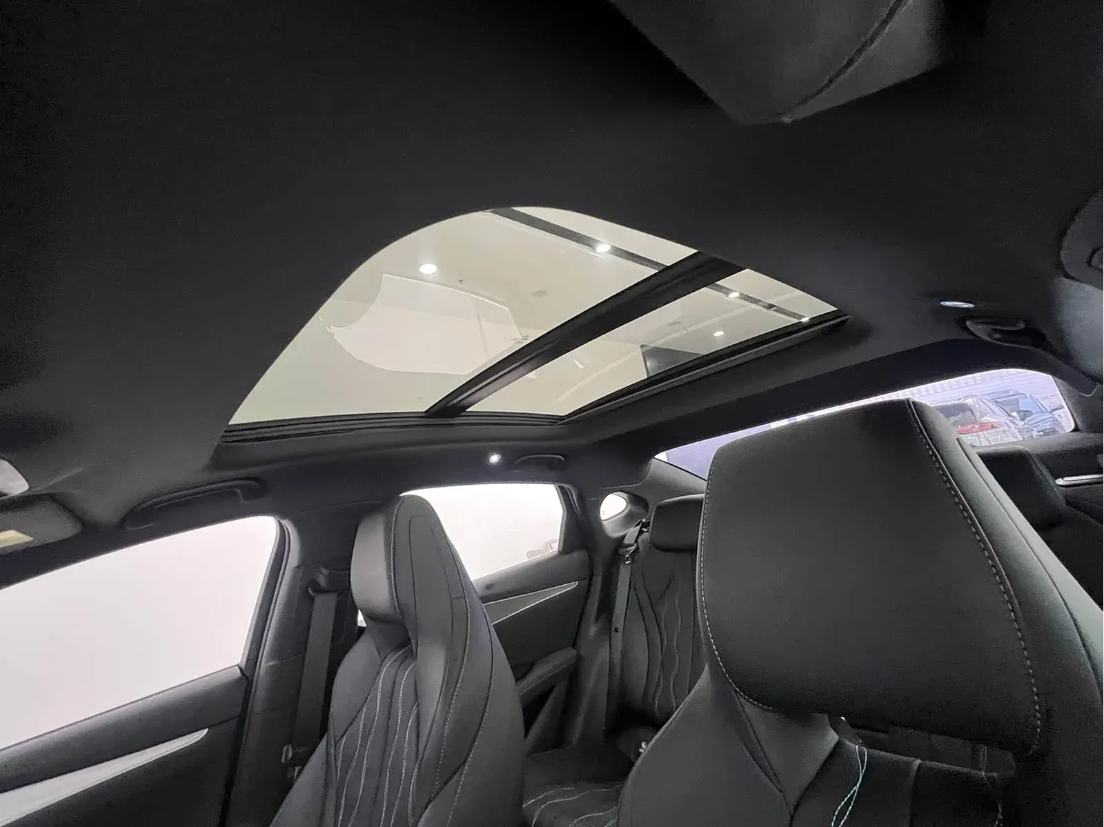 Thumbnail - BYD Seal 06 2025 DM-i Intelligent Drive 120KM Flagship Shenzhen 2025-03 4k km used car photo 1