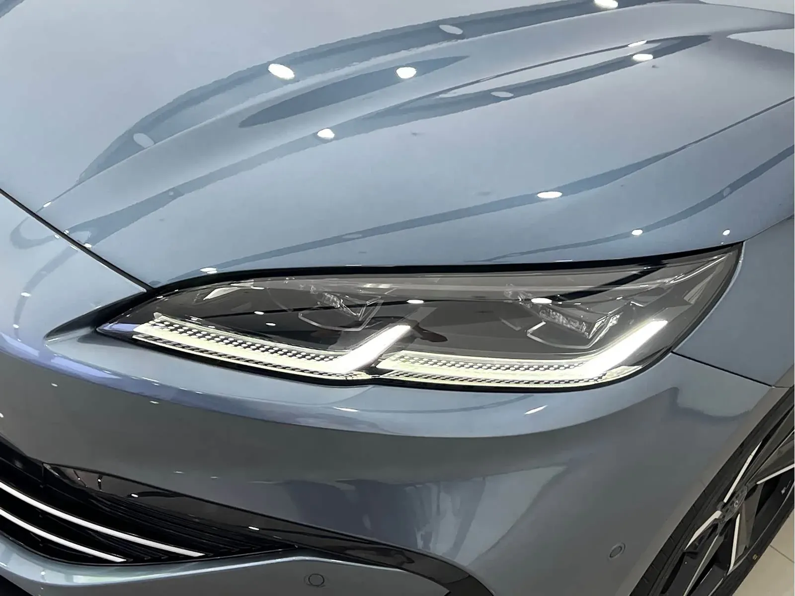 Thumbnail - BYD Seal 06 2025 DM-i Intelligent Drive 120KM Flagship Shenzhen 2025-03 4k km used car photo 4