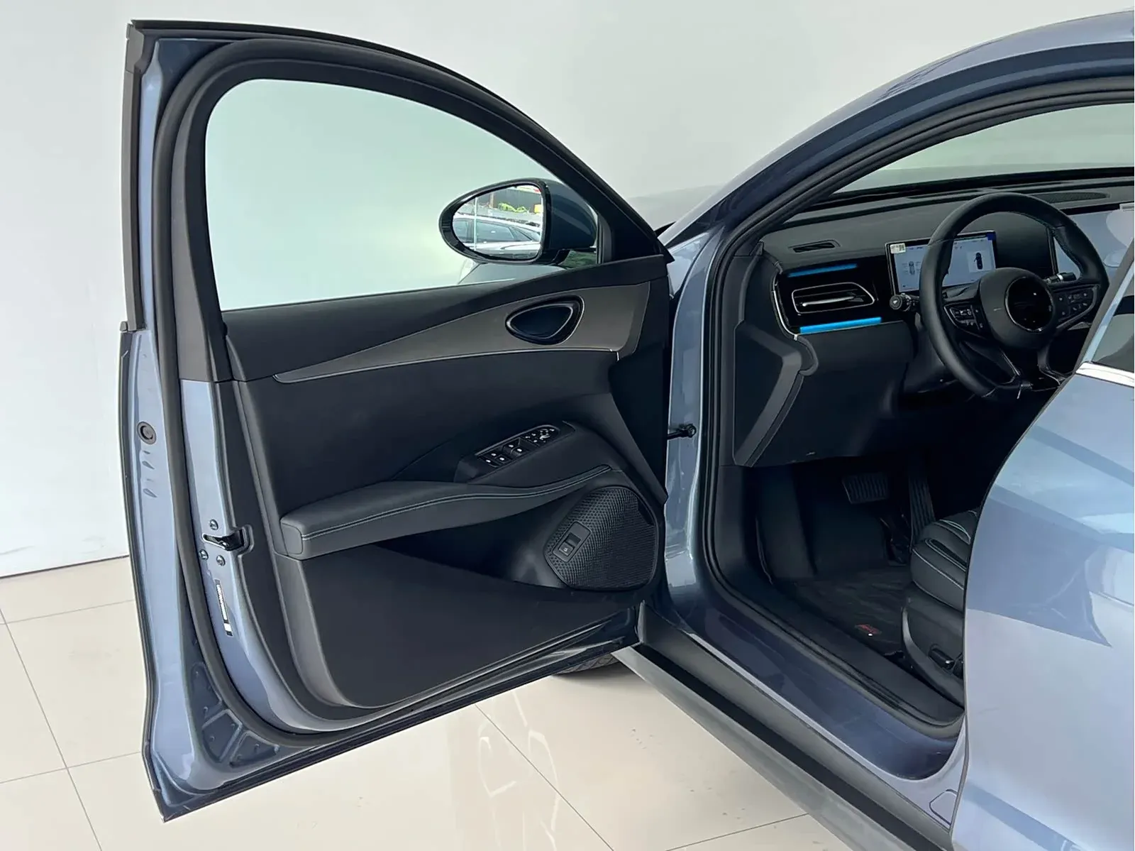 Thumbnail - BYD Seal 06 2025 DM-i Intelligent Drive 120KM Flagship Shenzhen 2025-03 4k km used car photo 14