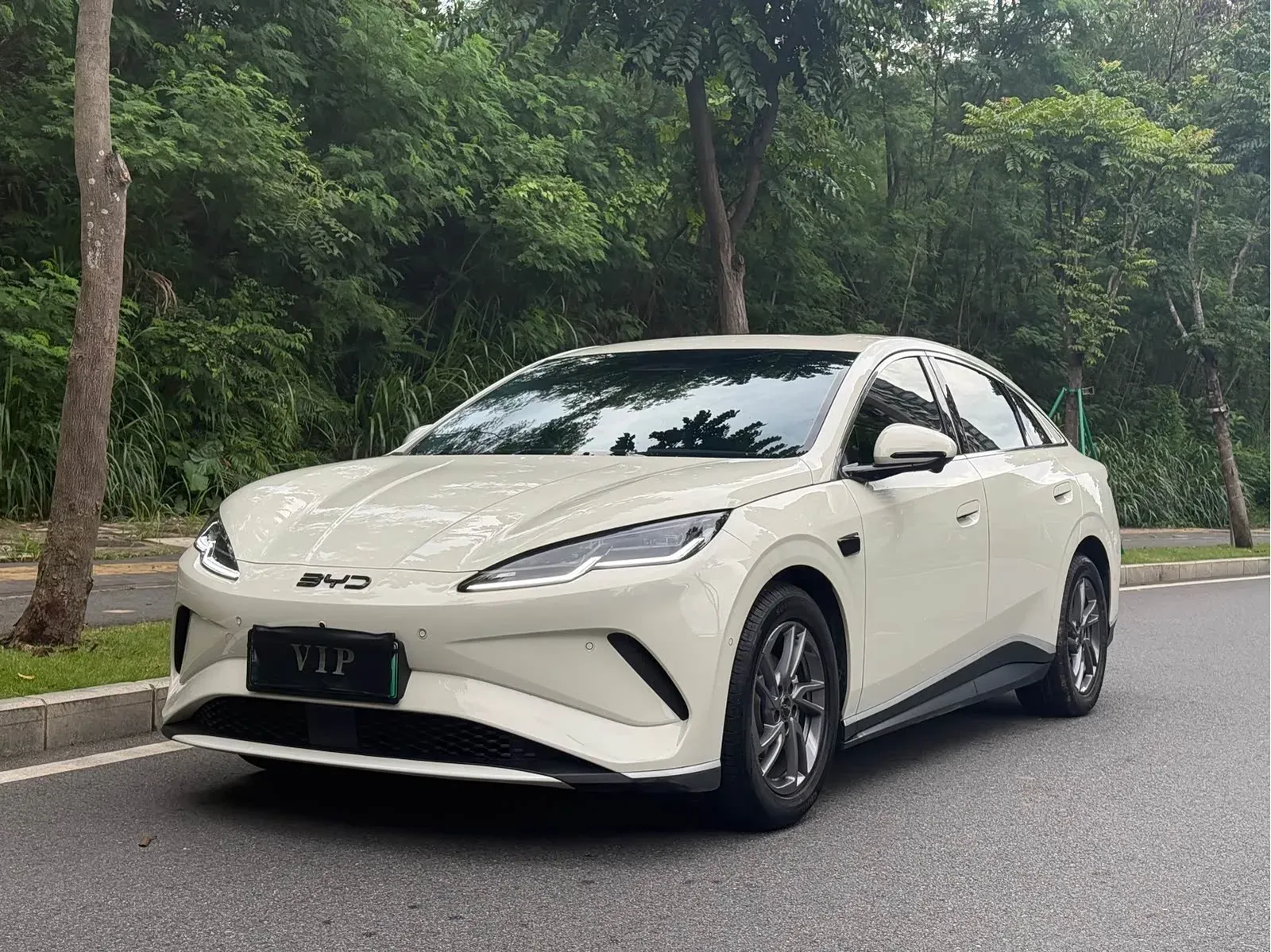 Thumbnail - BYD Seal 06 2025 DM-i Intelligent Drive 120KM Flagship Shenzhen 2025-03 4k km used car photo 28