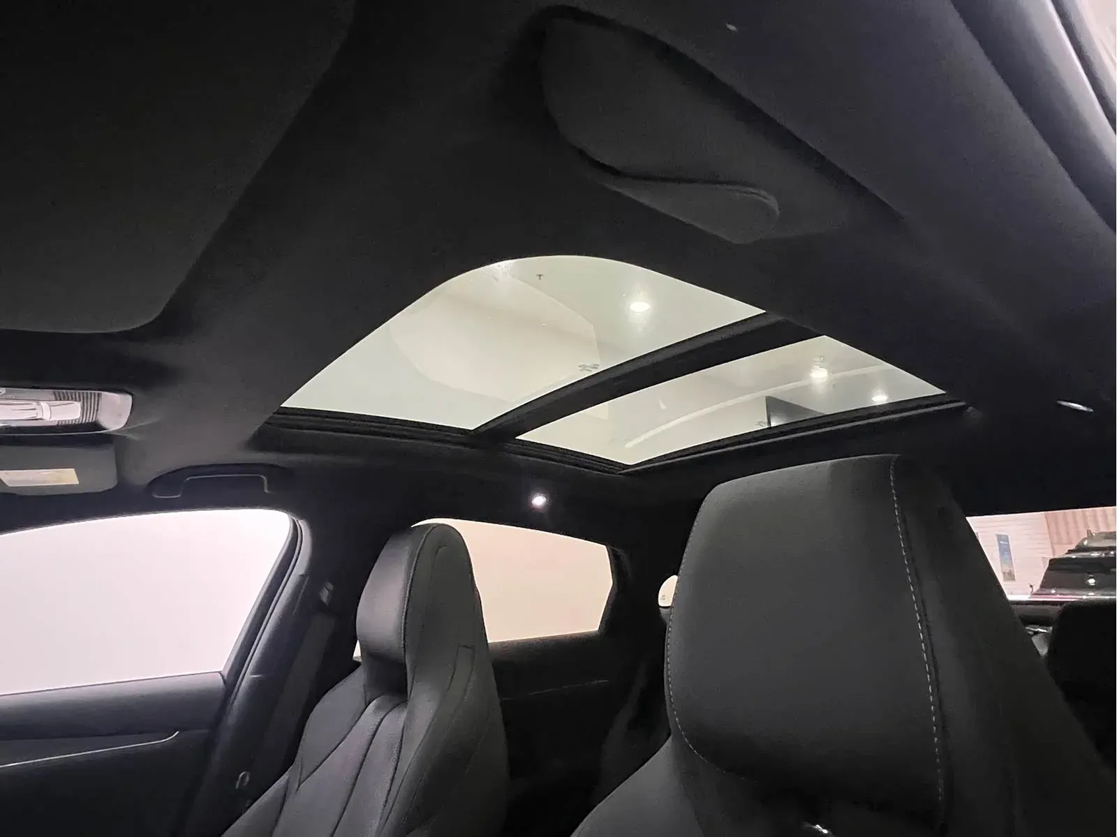 Thumbnail - BYD Seal 06 2025 DM-i Intelligent Drive 120KM Premium Shenzhen 2025-02 3k km used car photo 1