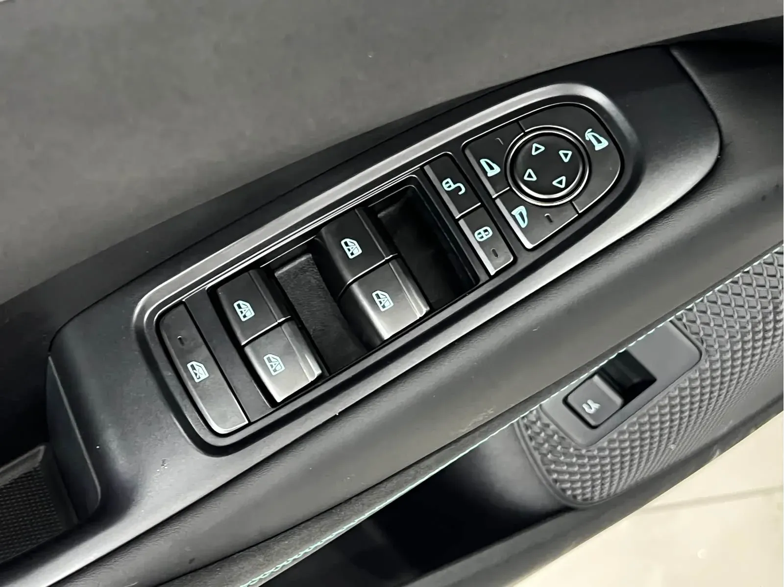 Thumbnail - BYD Seal 06 2025 DM-i Intelligent Drive 120KM Premium Shenzhen 2025-02 3k km used car photo 15