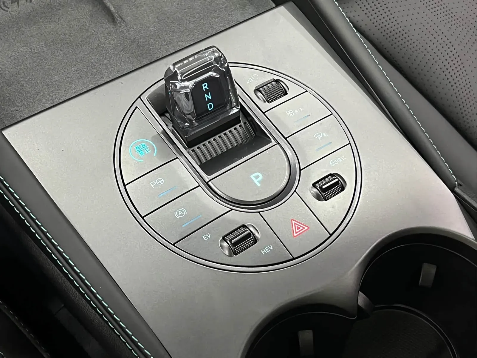 Thumbnail - BYD Seal 06 2025 DM-i Intelligent Drive 120KM Premium Shenzhen 2025-02 3k km used car photo 19