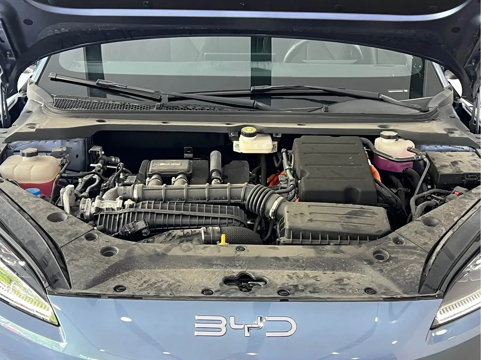 Thumbnail - BYD Seal 06 2025 DM-i Intelligent Drive 120KM Premium Shenzhen 2025-02 8k km used car photo 5